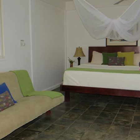 Calibishie Cove Hotel Buitenkant foto